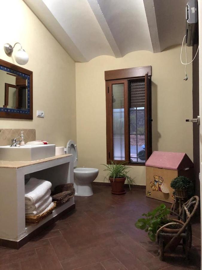 Vivienda Rural Embalse San Clemente Pensionat Huéscar Eksteriør billede